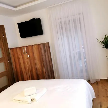 Lägenhet Canti Novi Sad