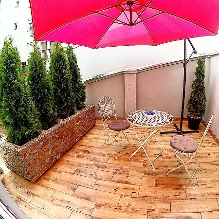 Canti Lägenhet Novi Sad