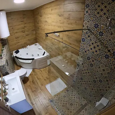 Canti Lägenhet Novi Sad